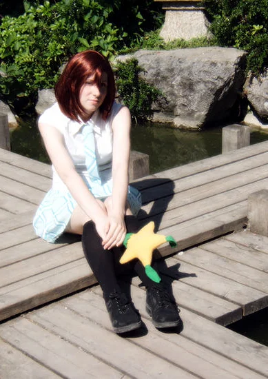 Cosplay-Cover: Kairi (KH2 / Schuluniform)