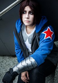 Cosplay-Cover: Bucky Barnes / Winter-Soldier [Avengers Academy]