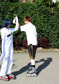 Cosplay-Cover: Agito/Akito (weiße Zwangsjacke)