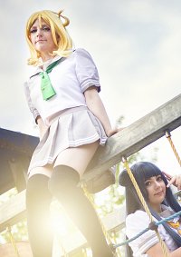 Cosplay-Cover: Mari Ohara ~ Schuluniform