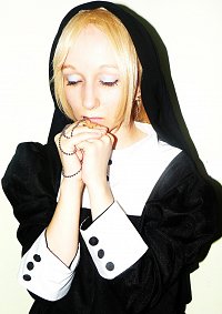 Cosplay-Cover: Nonne