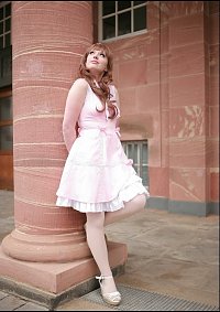 Cosplay-Cover: Rosa-weißes Sweet Lolita KLeid