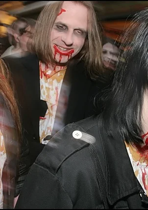 Cosplay-Cover: Zombie