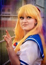 Cosplay-Cover: Minako Aino [Schuluniform]