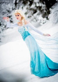 Cosplay-Cover: Elsa