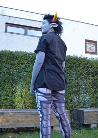 Cosplay-Cover: Tavros Nitram with robot legs (♉)
