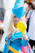Cosplay-Cover: Dunkles Magiermädchen