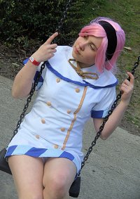 Cosplay-Cover: Tsubomi Okuwaka (Sommeruniform)