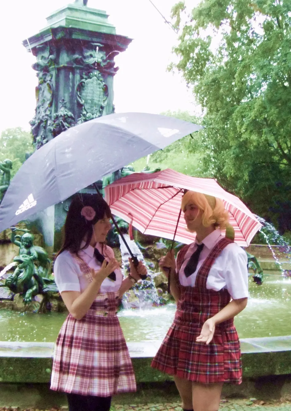 Cosplay-Cover: Belgien - Gakuen Uniform