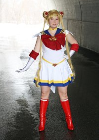 Cosplay-Cover: Super Sailor Moon