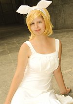 Cosplay-Cover: Rin Kagamine (Meltdown - Child version)