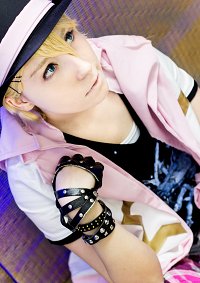 Cosplay-Cover: Syo Kurusu [Debut Stage]