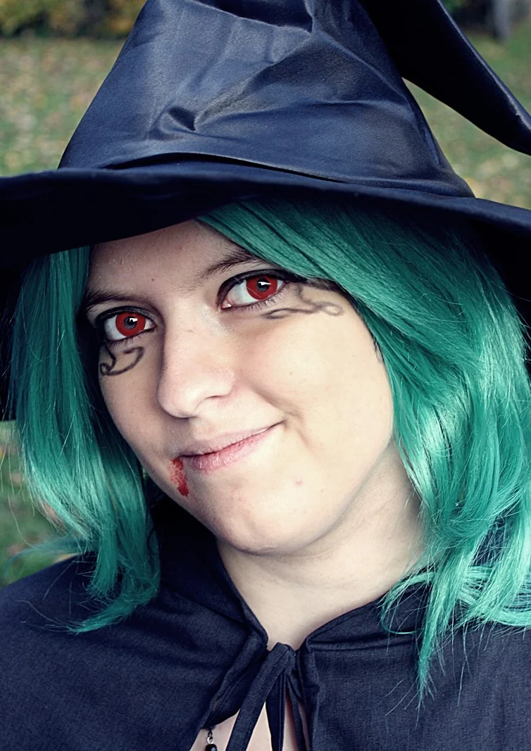 Cosplay-Cover: Hexe