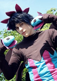 Cosplay-Cover: Trikephalo ♂ (Gijinka)