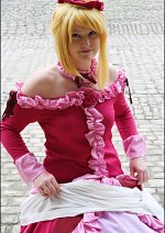 Cosplay-Cover: Lucy Heartfilia (Family Dress)