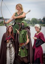 Cosplay-Cover: Hexe der Drachen