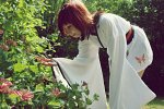 Cosplay-Cover: weißes Kimono-Kleid