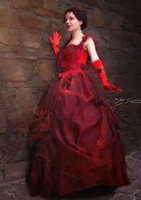 Cosplay-Cover: Sarah Chagal(Ballkleid)