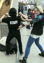 Cosplay-Cover: Staff
