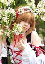 Cosplay-Cover: Sakura (Crown Dress)