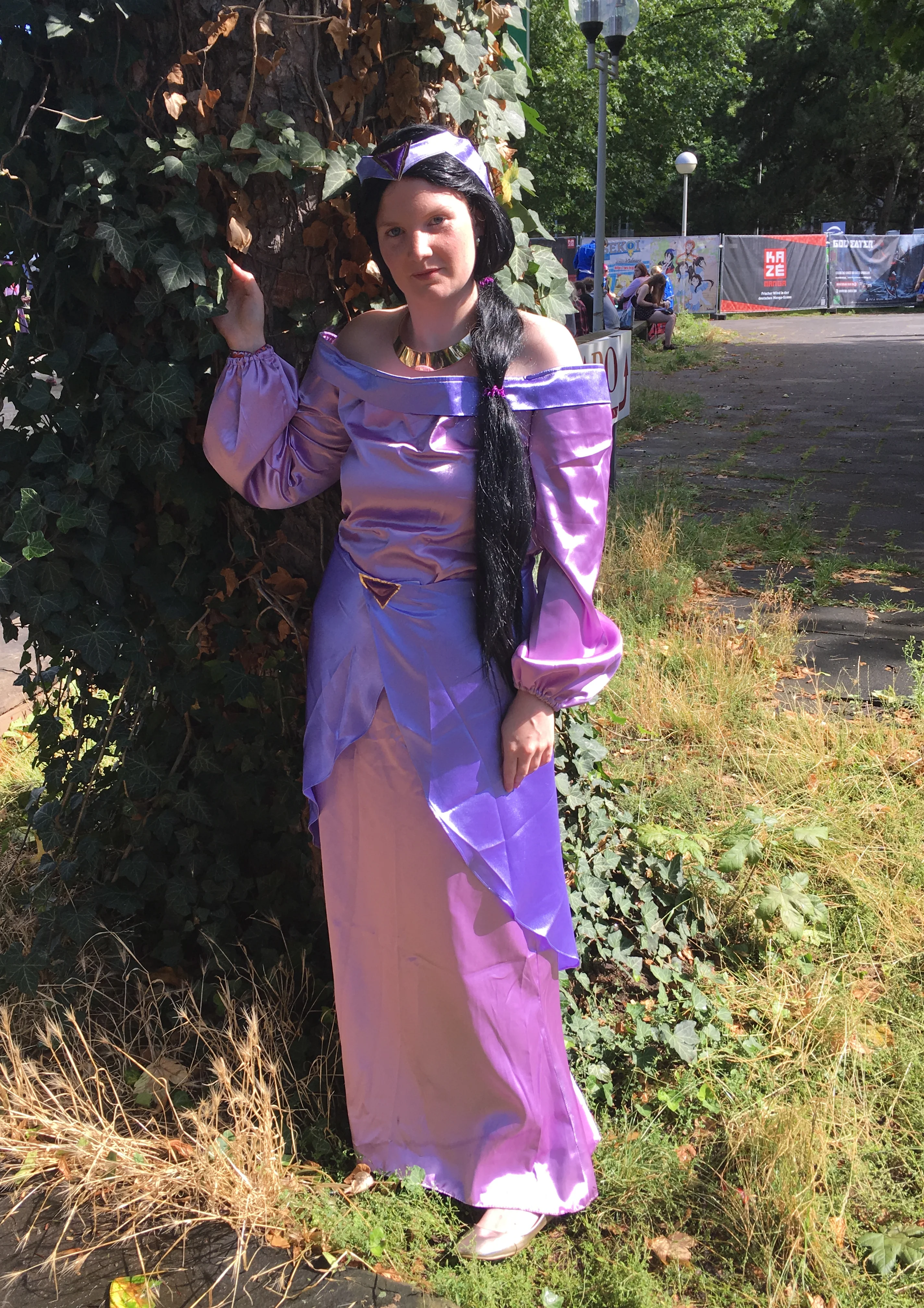 Cosplay-Cover: Jasmin (Verlobung)