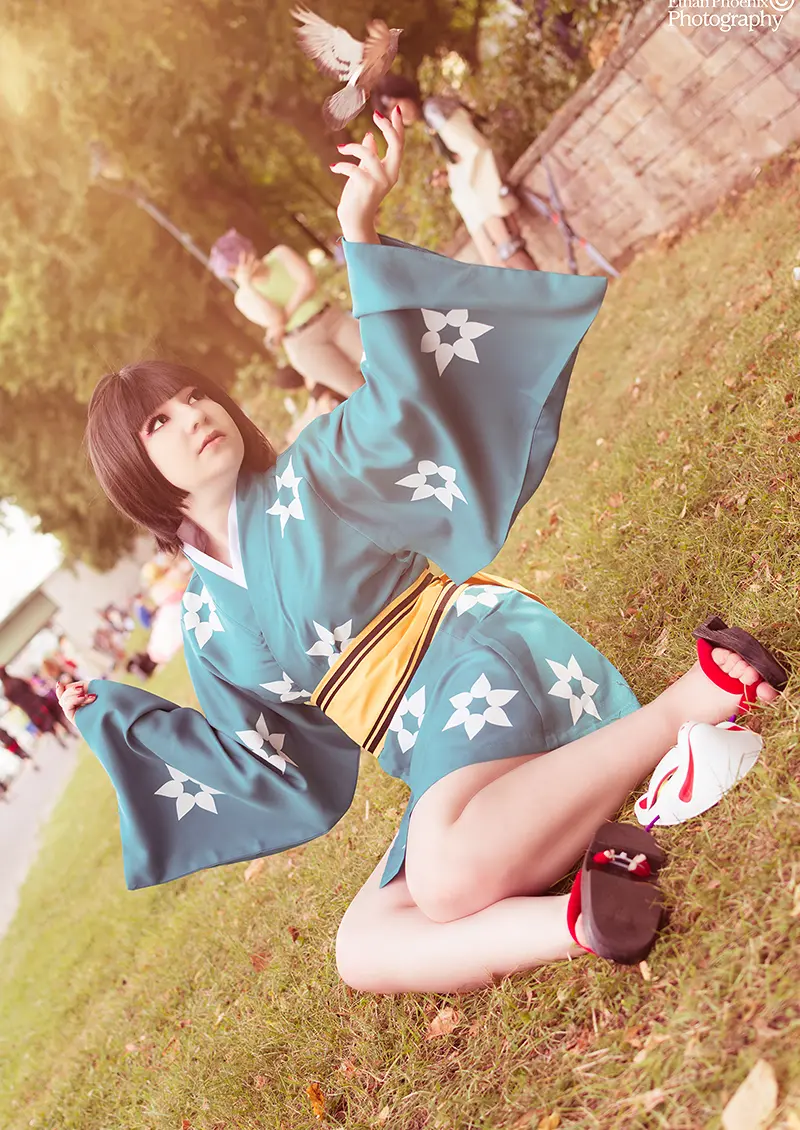 Cosplay-Cover: Tsukihi Araragi