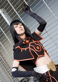 Cosplay-Cover: Dark Signer Carly