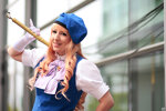 Cosplay-Cover: Sheryl Nome (Blue Dress)