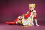 Cosplay-Cover: Super Sailor Moon