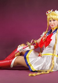 Cosplay-Cover: Super Sailor Moon