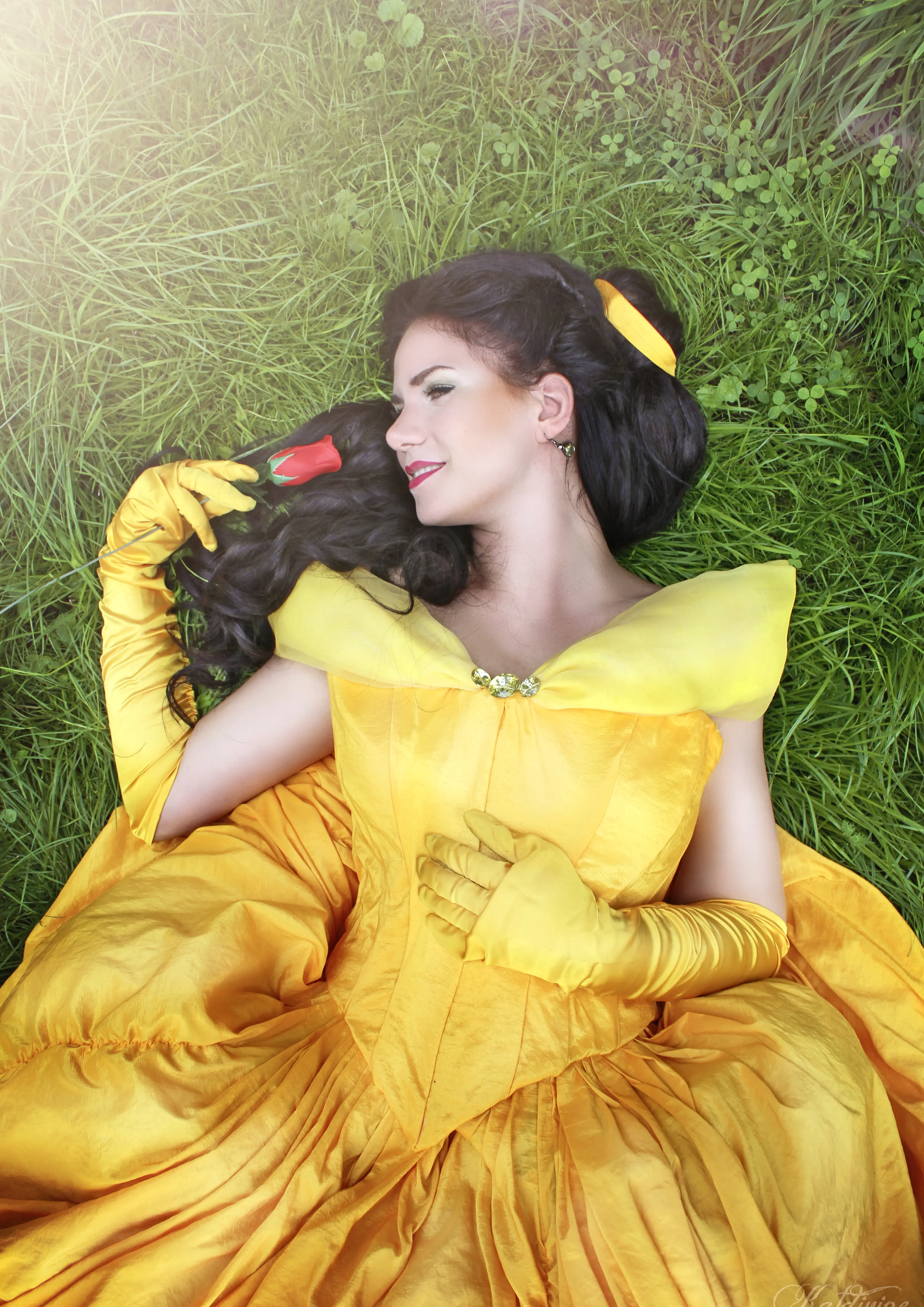 Cosplay-Cover: Belle (Ballkleid - neue Version)