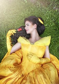 Cosplay-Cover: Belle (Ballkleid - neue Version)