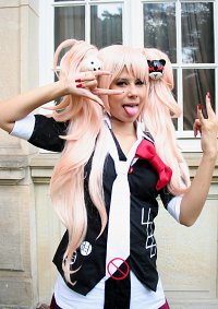 Cosplay-Cover: Junko Enoshima