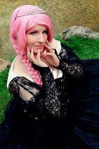 Cosplay-Cover: Megurine Luka (Ball gown)