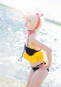 Cosplay-Cover: Elena [Summer]