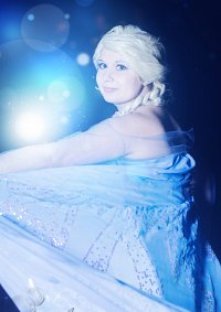 Cosplay-Cover: Elsa