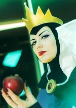 Cosplay-Cover: Evil Queen [Remake]
