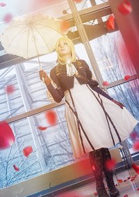 Cosplay-Cover: Violet Evergarden (AMD Version)