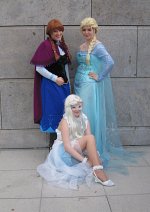 Cosplay-Cover: ICE / SNOWFLAKE
