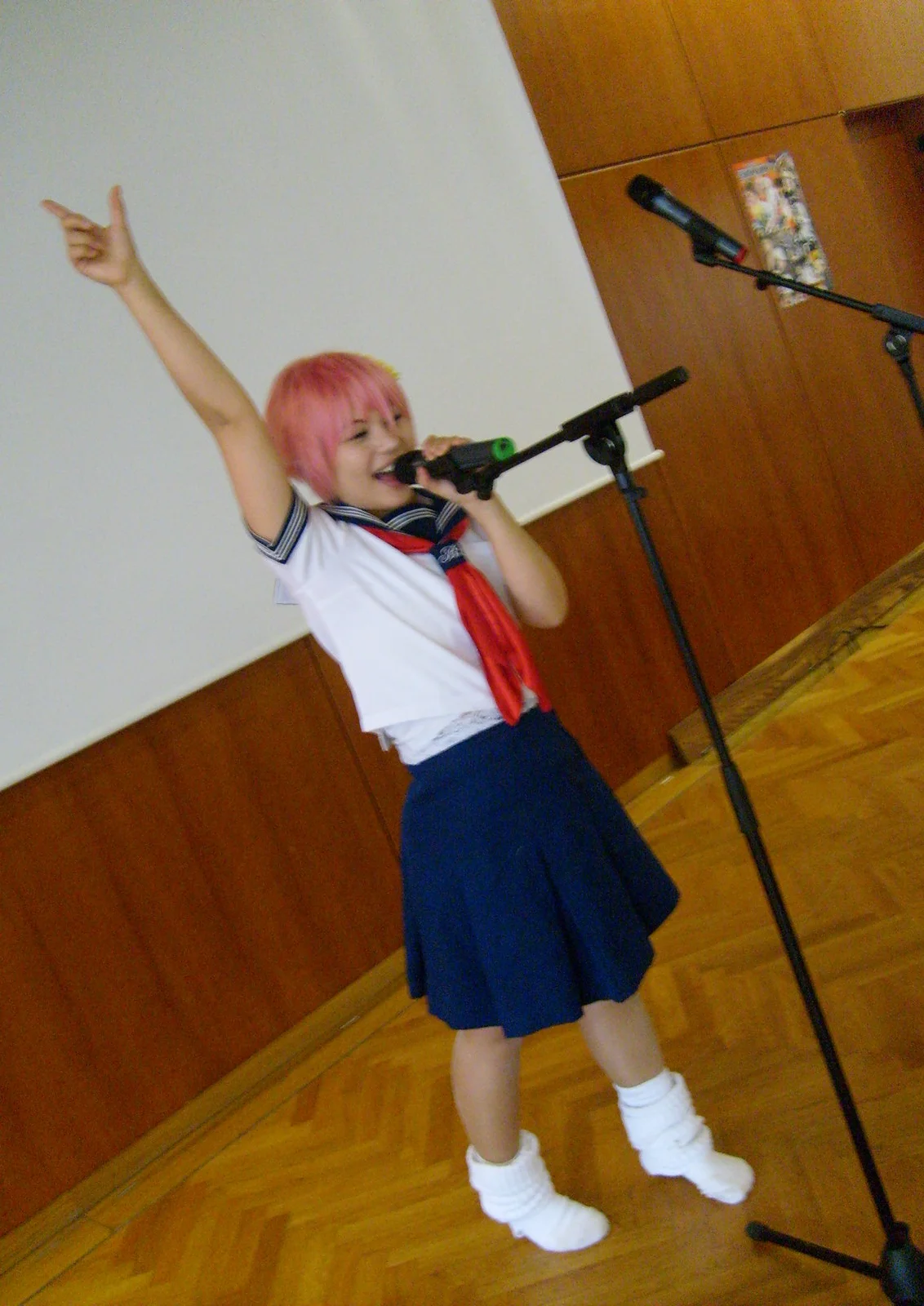 Cosplay-Cover: Shuichi (School Girl for Yuki XD)