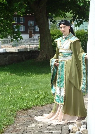 Cosplay-Cover: Mu Kung (Chinese Goddess)Holz/Erde