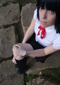 Cosplay-Cover: Hinata Hyuuga [Schuluniform]