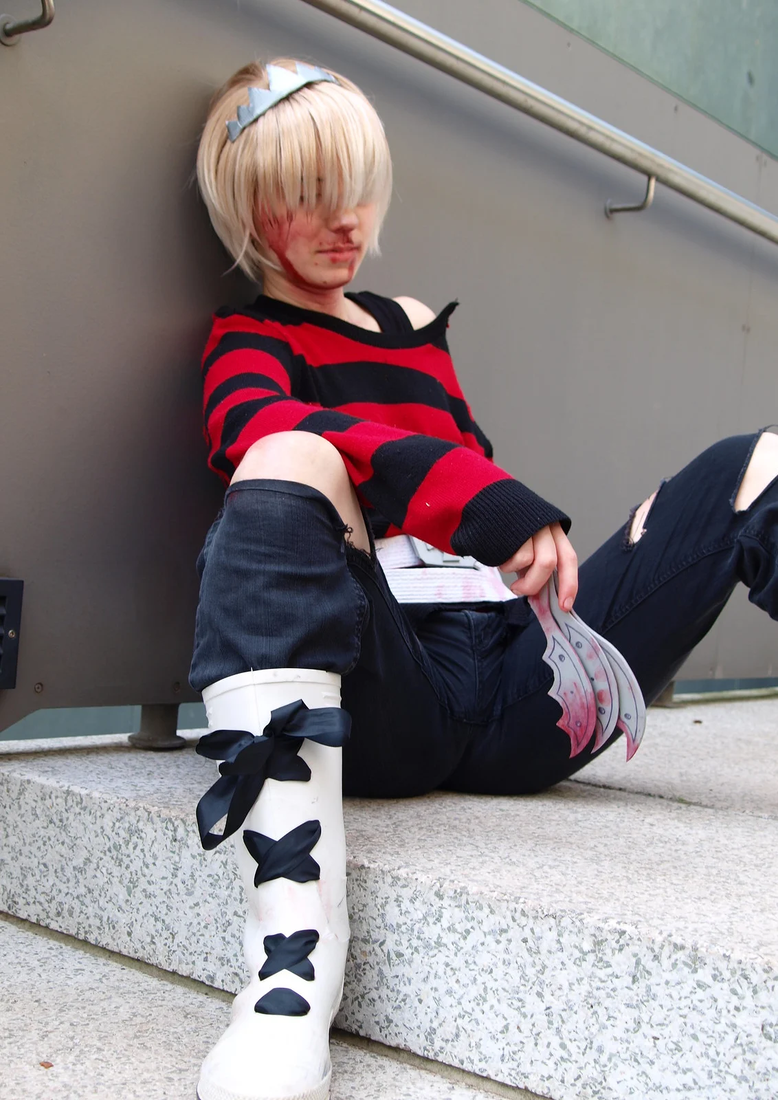 Cosplay-Cover: Belphegor [blutig]