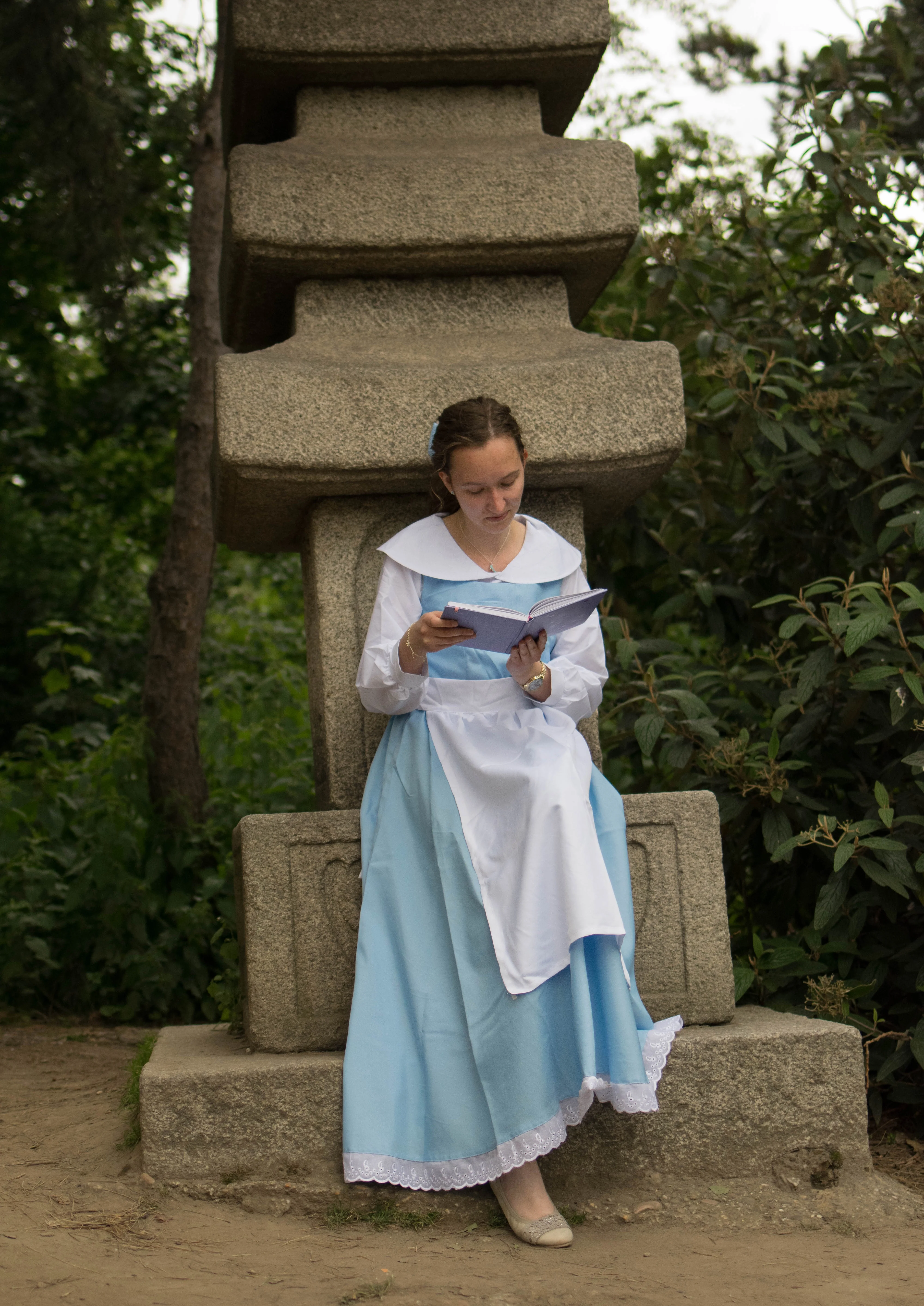 Cosplay-Cover: Belle (Dorfkleid)