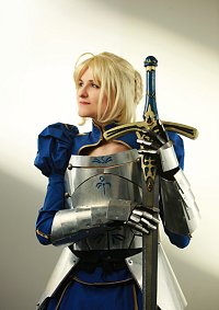 Cosplay-Cover: Saber 'Armor' セイバー （軍備 )