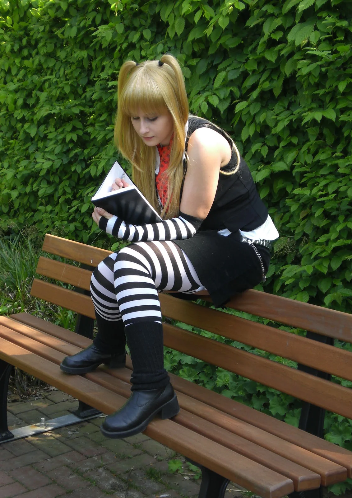 Cosplay-Cover: Amane Misa - Black