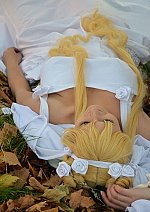 Cosplay-Cover: Usagi Tsukino Artbook Version white roses