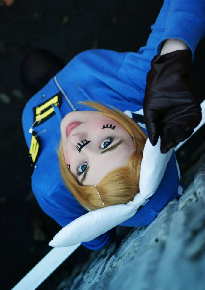 Cosplay-Cover: Kagamine Rin • Matryoshka [Blue Hoodie]