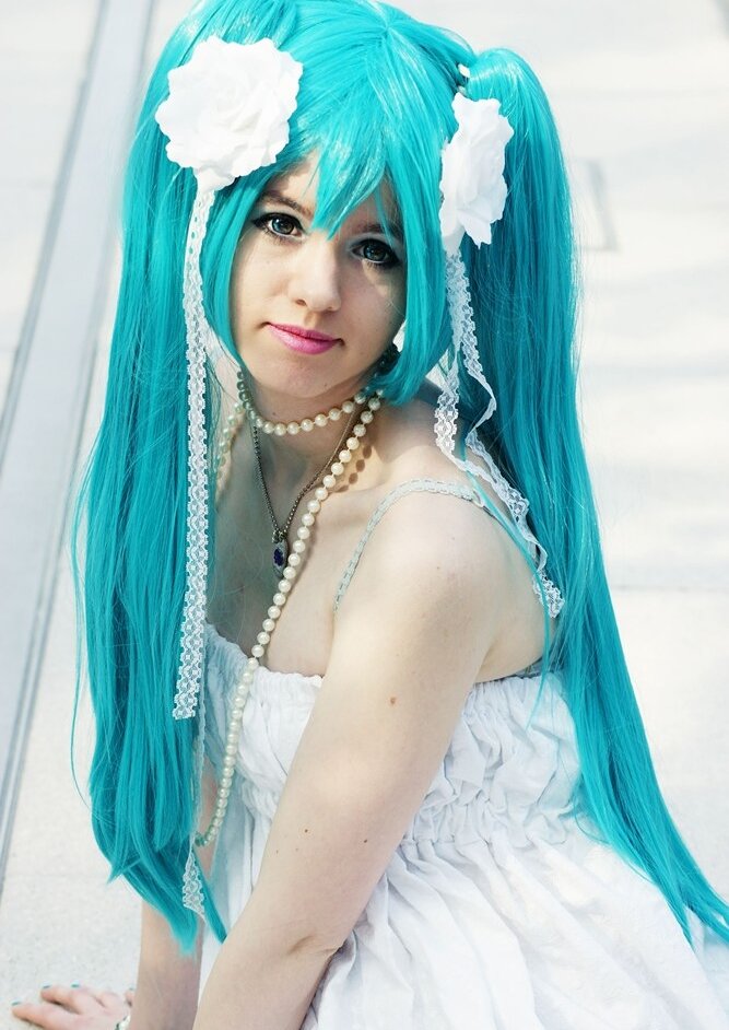 Cosplay-Cover: Miku Hatsune [Dream-Eating Monochrome Baku]