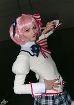 Cosplay-Cover: Kaname Madoka (Ameridoka)